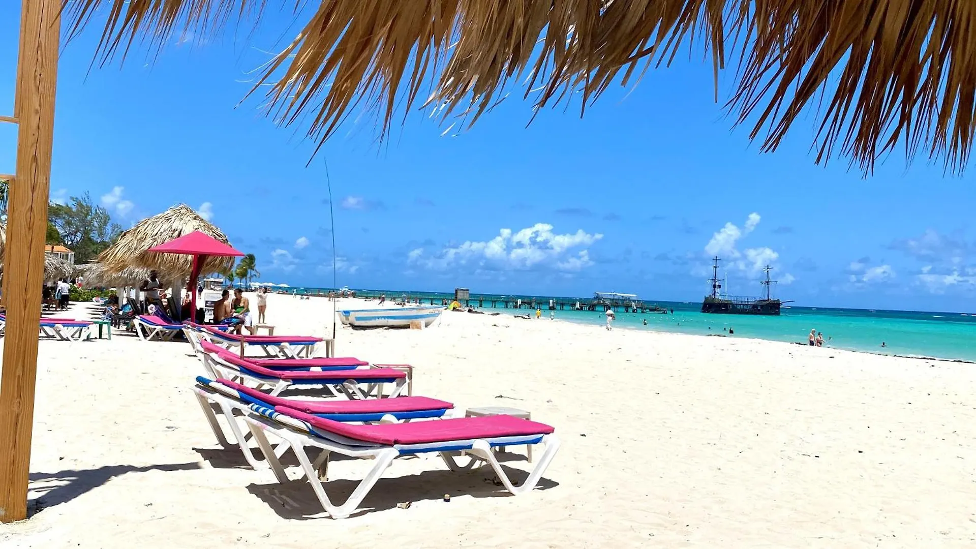 Oasis Punta Cana Central Los Corales 公寓
